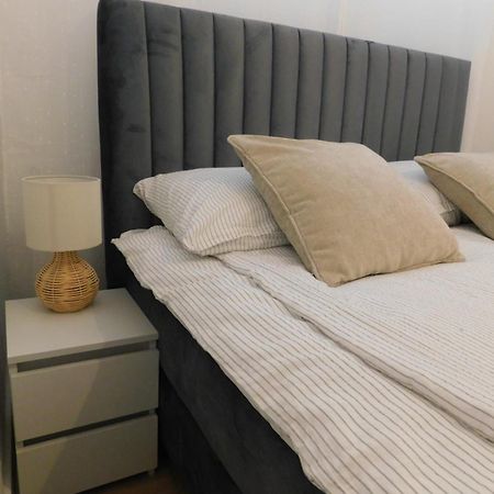 Apartments Lux Lariva, Center Of สปลิท ภายนอก รูปภาพ